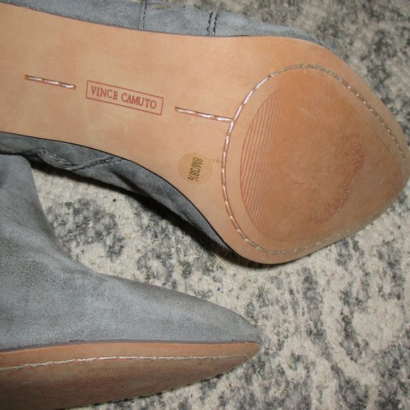 Vince Camuto suede booties - Picture 8 of 8